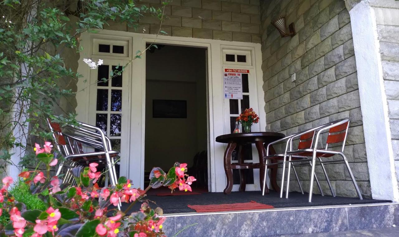 The Royal Terrace Holiday Bungalow Bed & Breakfast Nuwara Eliya Dış mekan fotoğraf