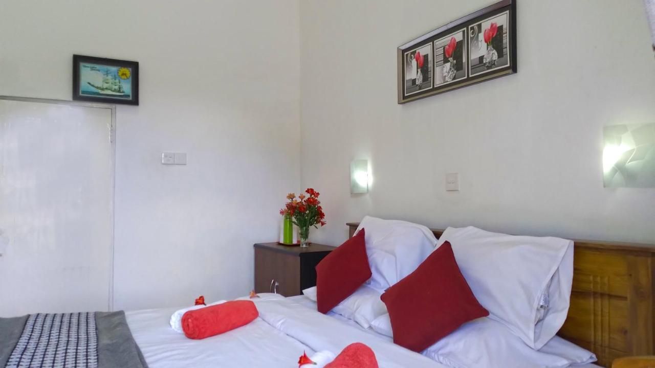 The Royal Terrace Holiday Bungalow Bed & Breakfast Nuwara Eliya Dış mekan fotoğraf